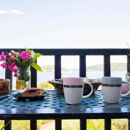 Holiday home Steps From The