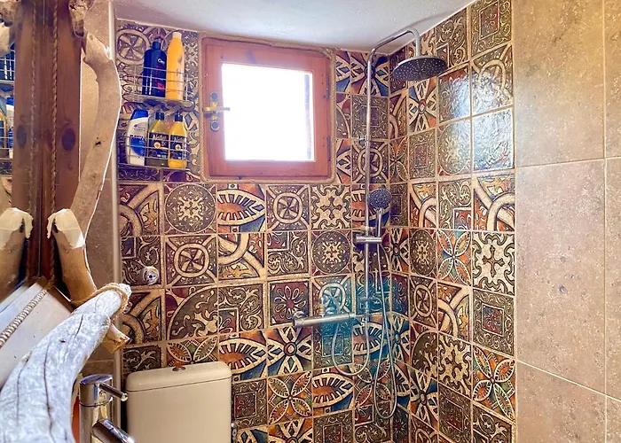 度假居 Steps From The *