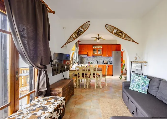 度假居 Steps From The 奥马斯帕纳吉亚斯