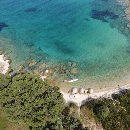 Steps From The オルモス・パナギアス